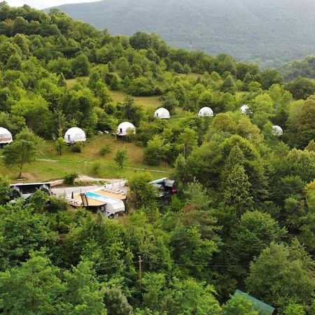 Готель Glamping Georgia Krikhi Амбролаурі Екстер'єр фото