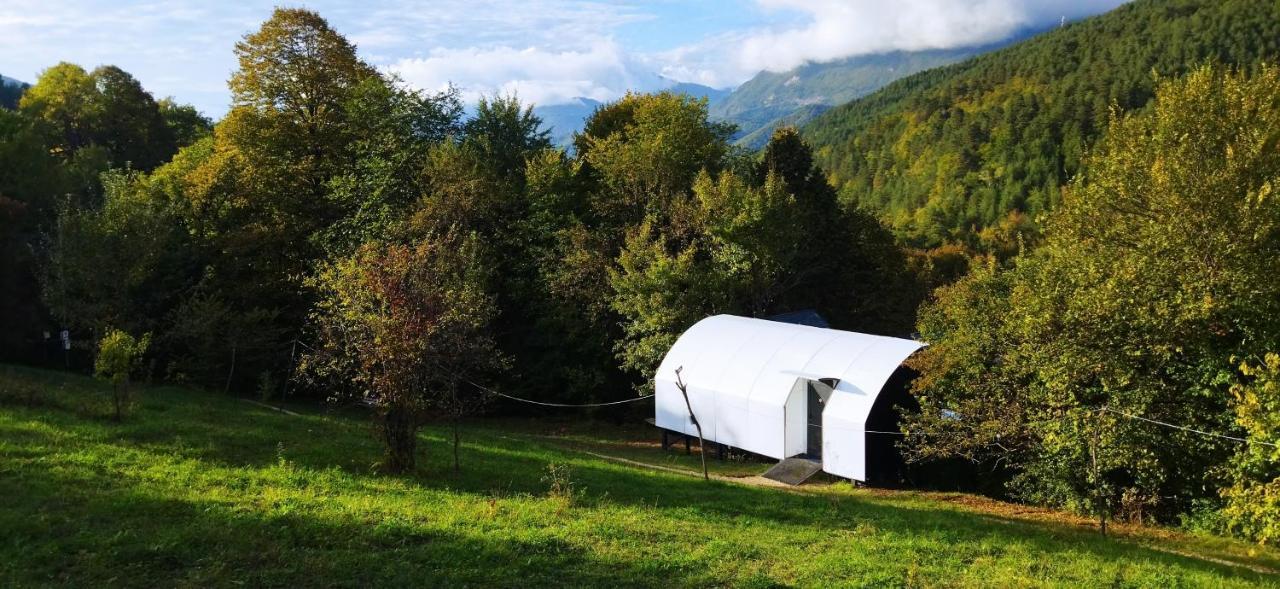 Готель Glamping Georgia Krikhi Амбролаурі Екстер'єр фото