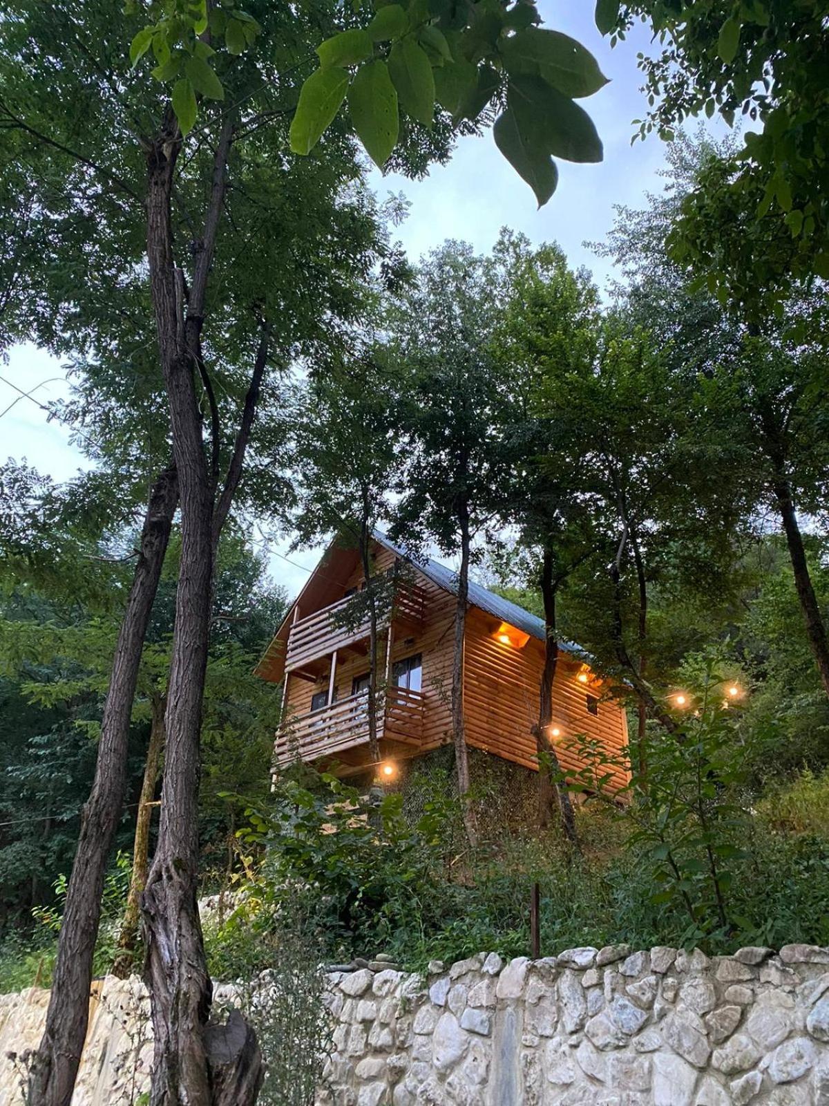 Готель Glamping Georgia Krikhi Амбролаурі Екстер'єр фото